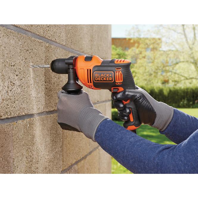 Příklepová Vrtačka Black&Decker BEH710K 710W