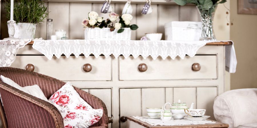 Jaké osvětlení bude nejlepší do obývacího pokoje ve stylu shabby chic?