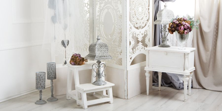 Jak důležité pro shabby chic stylizací jsou dekorace? Shabby chic interiér – jak jej ozdobit?